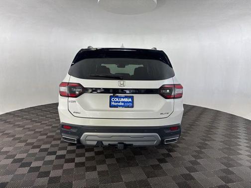 2023 Honda Pilot AWD Elite