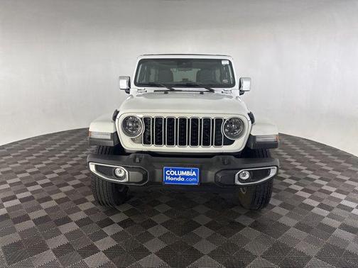 2024 Jeep Wrangler 4-Door Sahara 4x4