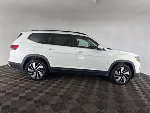 2024 Volkswagen Atlas 2.0T SE w/Technology 4MOTION