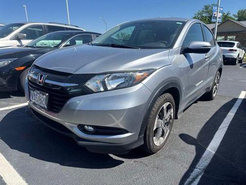 Lunar Silver Metallic 2018 Honda HR-V EX