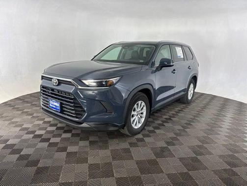 Cloud 2025 Toyota Grand Highlander XLE