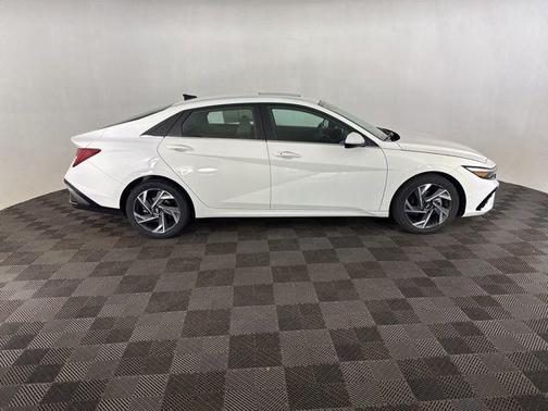 Serenity White 2025 Hyundai ELANTRA SEL
