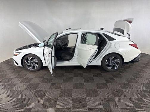 Serenity White 2025 Hyundai ELANTRA SEL