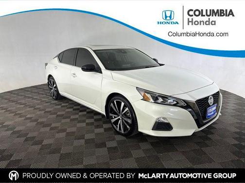 Pearl White Tricoat 2020 Nissan Altima SR FWD