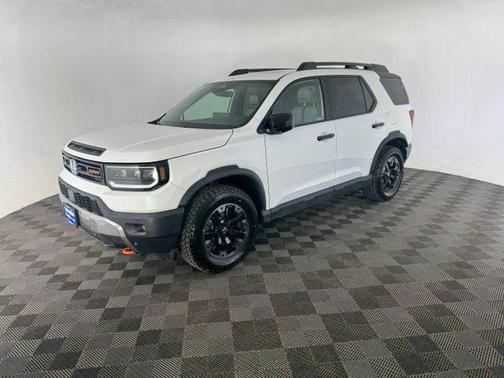 Platinum White Pearl 2026 Honda Passport AWD TrailSport Elite