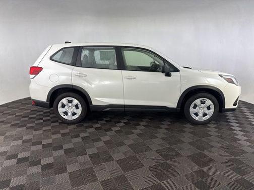 2024 Subaru Forester Base