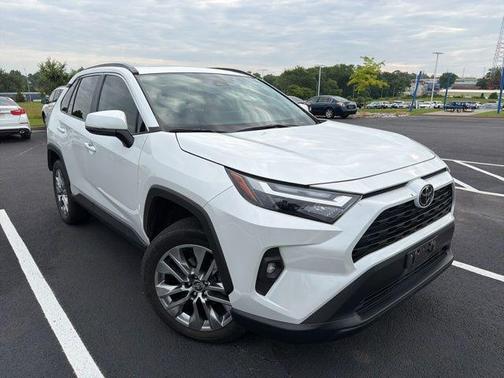 Wind Chill Pearl 2024 Toyota RAV4 XLE Premium