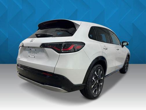 Platinum White Pearl 2027 Honda HR-V EX-L