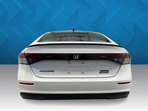 Platinum White Pearl 2026 Honda Accord Hybrid Sport