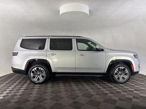 2022 Jeep Wagoneer Series III 4x4