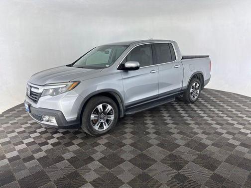 Lunar Silver Metallic 2019 Honda Ridgeline RTL-E