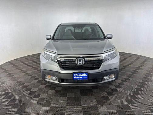 Lunar Silver Metallic 2019 Honda Ridgeline RTL-E