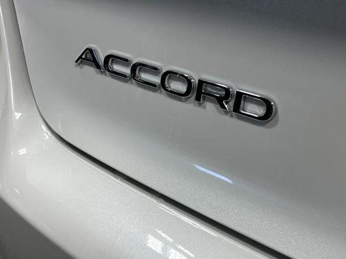 Platinum White Pearl 2026 Honda Accord Hybrid EX-L