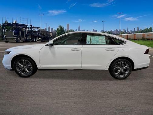 Platinum White Pearl 2026 Honda Accord Hybrid EX-L