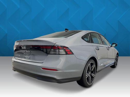 Urban Gray Pearl 2026 Honda Accord SE
