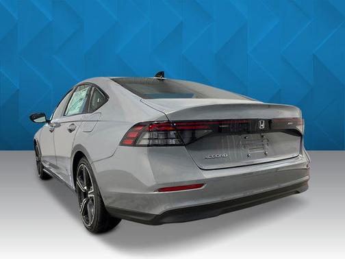 Urban Gray Pearl 2026 Honda Accord SE