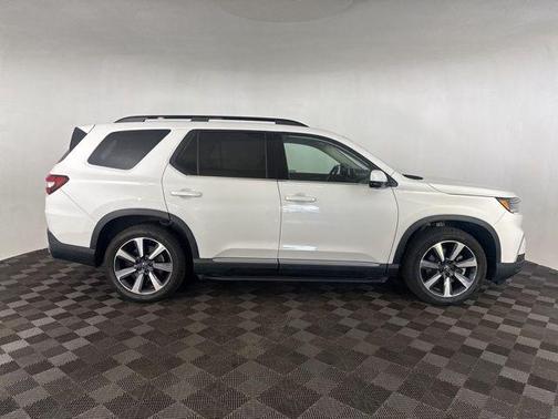 2023 Honda Pilot AWD Elite