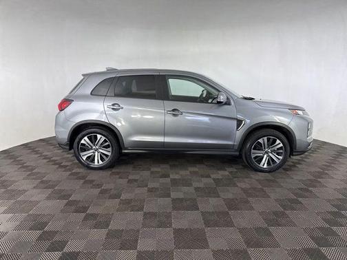 2024 Mitsubishi Outlander Sport SE