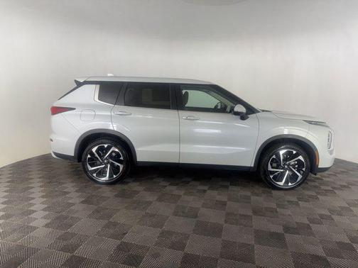 2024 Mitsubishi Outlander SE Ralliart S-AWC