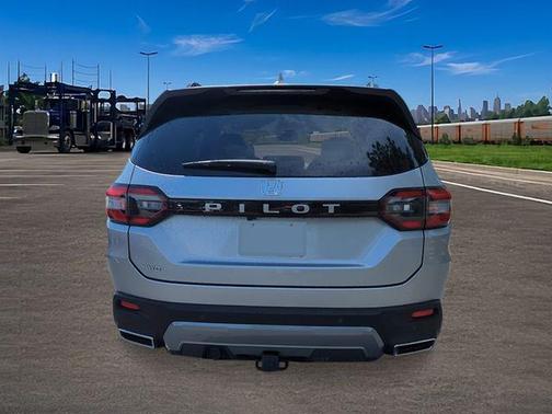 Solar Silver Metallic 2026 Honda Pilot EX-L