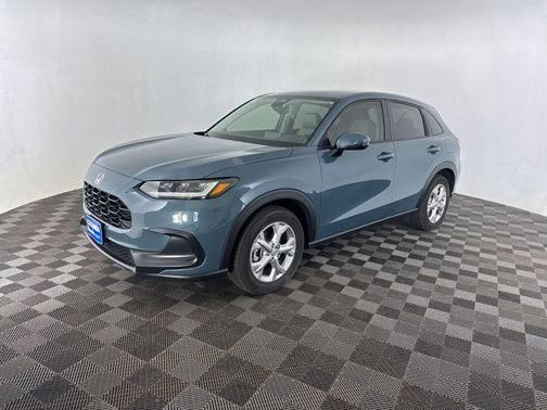 Pearl 2025 Honda HR-V LX