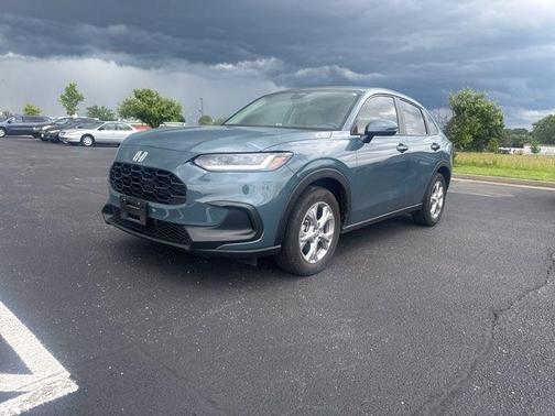 Pearl 2025 Honda HR-V LX