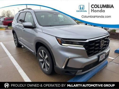 Lunar Silver Metallic 2023 Honda Pilot Touring 8-Passenger
