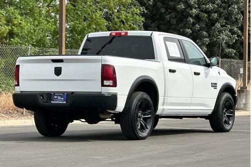 Bright White Clearcoat 2024 RAM 1500 Classic SLT