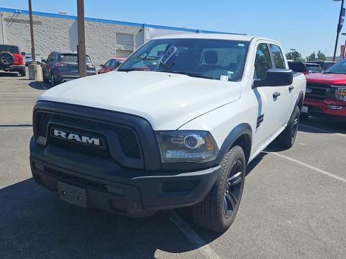 Bright White Clearcoat 2024 RAM 1500 Classic SLT