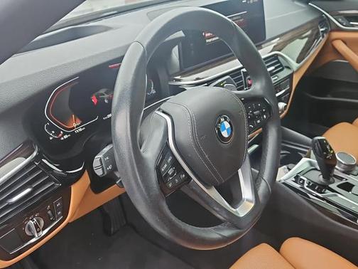 Bernina Gray Amber Effect 2021 BMW 530 530I