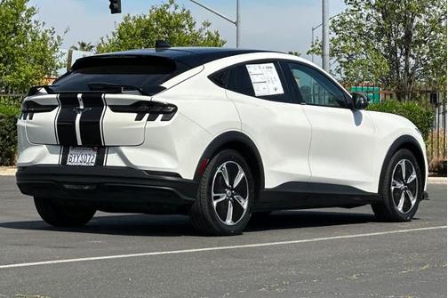 STAR WHITE MET TRI-COAT 2021 Ford Mustang Mach-E SELECT