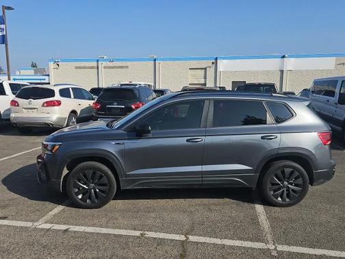 2023 Volkswagen Taos 1.5T S