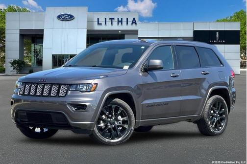 2018 Jeep Grand Cherokee LAREDO