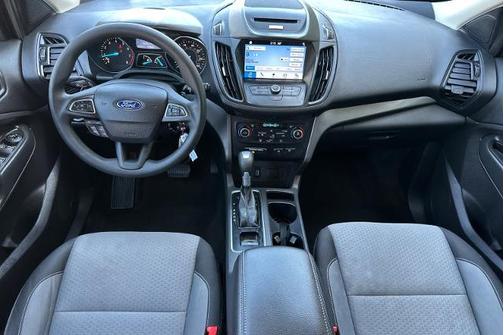 WHITE PLATINUM MET TRI-COAT 2017 Ford Escape SE
