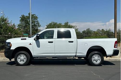 2023 RAM 2500 TRADESMAN