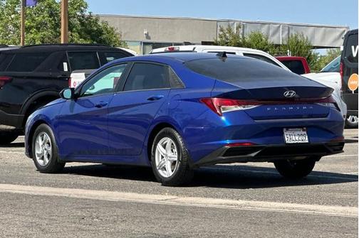 Intense Blue 2022 Hyundai ELANTRA SE