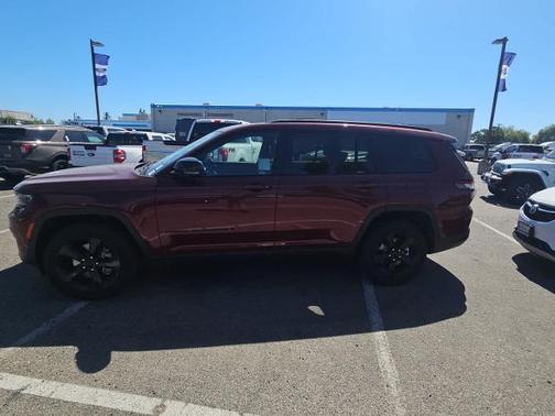 Velvet Red Pearlcoat 2021 Jeep Grand Cherokee LAREDO