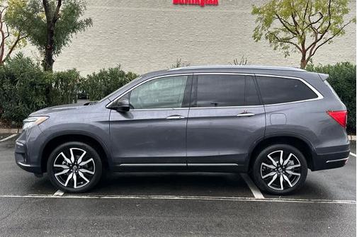 2022 Honda Pilot TOURING 7-PASSENGER