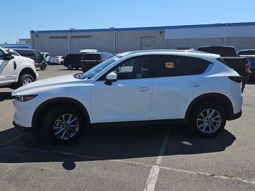 SNOWFLAKE WHITE PEARL 2022 Mazda CX-5 2.5 S PREFERRED