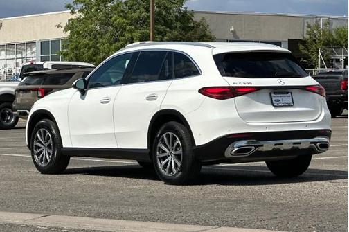 Polar White 2024 Mercedes-Benz GLC 300 BASE