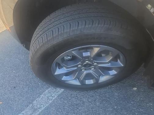 SHADOW BLACK 2025 Ford Maverick XLT