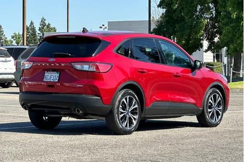 RAPID RED MET TINTED CC 2021 Ford Escape SE