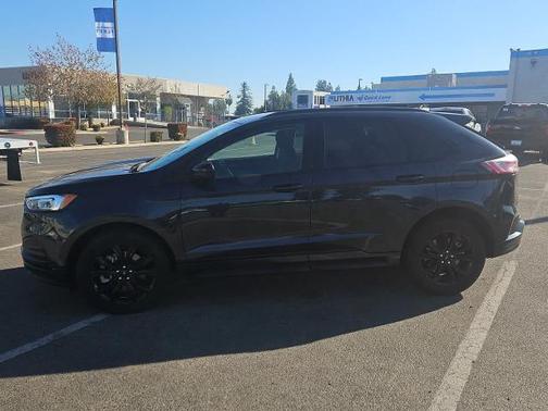 2023 Ford Edge SE