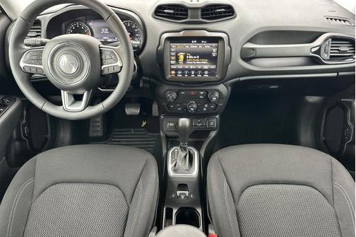 2023 Jeep Renegade LATITUDE