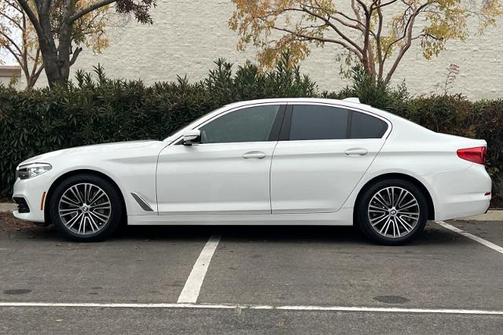 2019 BMW 530 530I