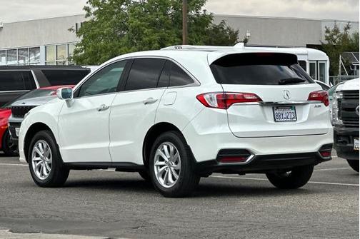 White 2017 Acura RDX ACURAWATCH PLUS
