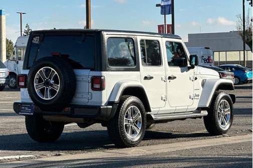 2022 Jeep Wrangler Unlimited SAHARA