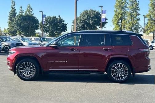 2021 Jeep Grand Cherokee SUMMIT