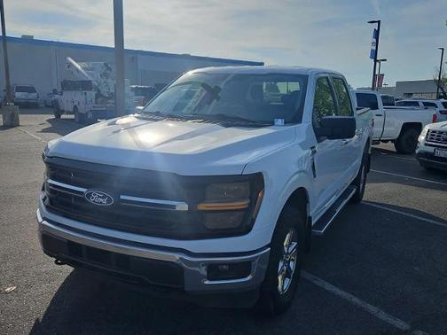 OXFORD WHITE 2025 Ford F-150 XLT