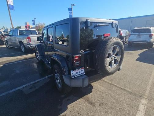 Rhino Clearcoat 2018 Jeep Wrangler Unlimited SAHARA